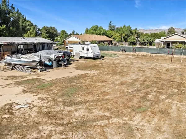 Wildomar, CA 92595,32802 Sheila