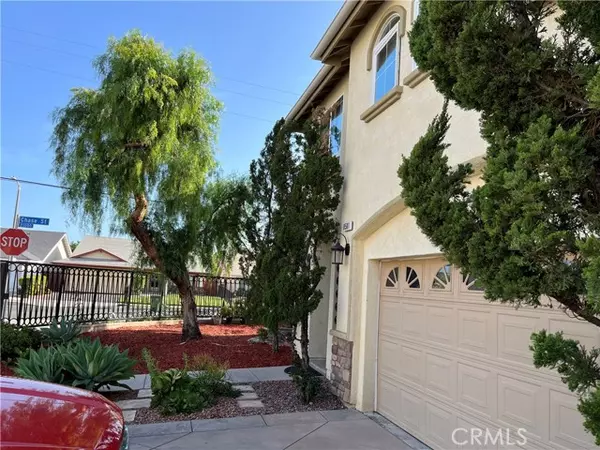 8501 Browns CRK, Canoga Park, CA 91304