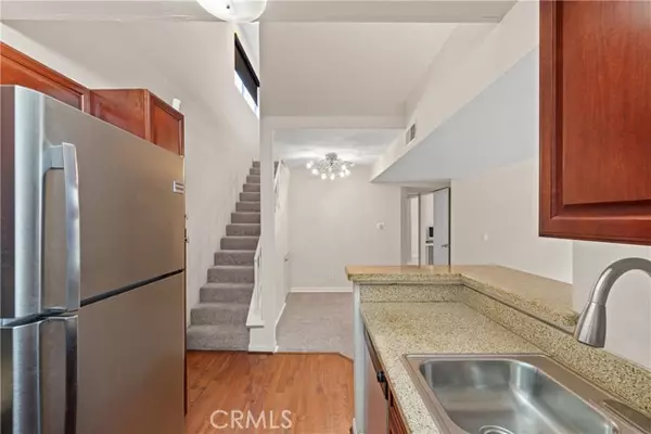 Woodland Hills, CA 91367,21400 Burbank BLD 313