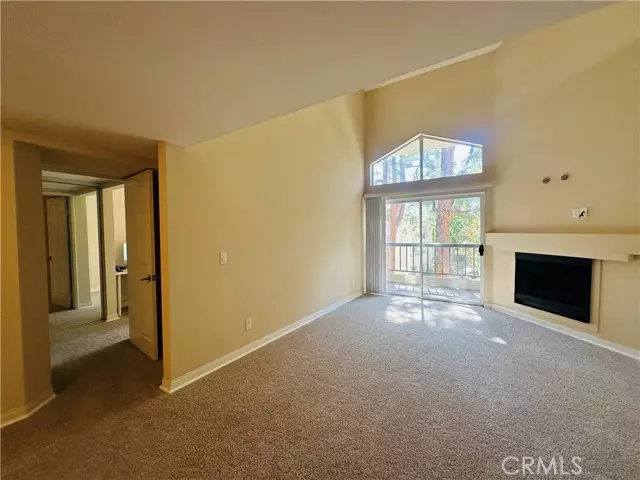 21400 Burbank BLD 313, Woodland Hills, CA 91367