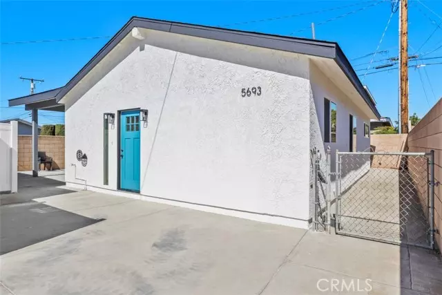 5693 Vonnie LN, Cypress, CA 90630