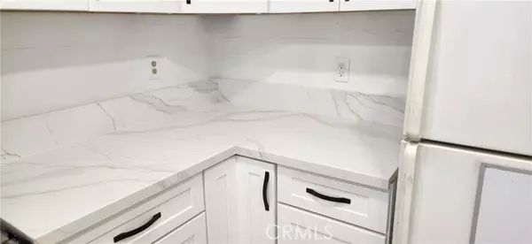 Lake Elsinore, CA 92530,713 Walnut DR