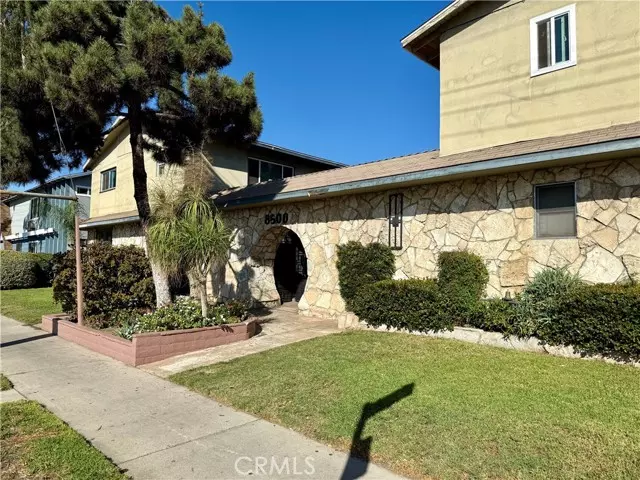 8500 Sunland 23, Sun Valley, CA 91352