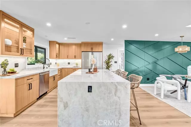 15577 Otsego ST, Encino, CA 91436