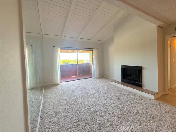 Long Beach, CA 90814,2805 E 3rd 21