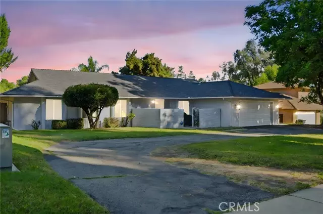 1324 W Fern Ave, Redlands, CA 92373