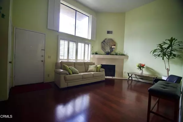 Duarte, CA 91010,1931 E Huntington DR F