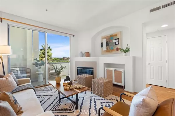 12963 Runway 416, Playa Vista, CA 90094