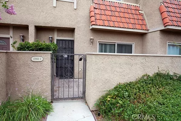 17952 River Circle 3, Canyon Country, CA 91387