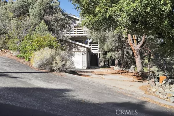 CA 93225,2405 Yellowstone CT