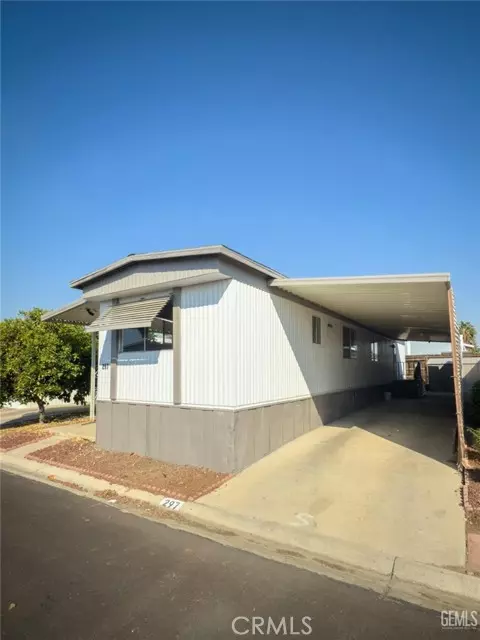 Bakersfield, CA 93306,6601 E Eucalyptus 297