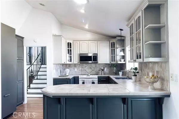 Vista, CA 92084,3342 Silver Oak LN