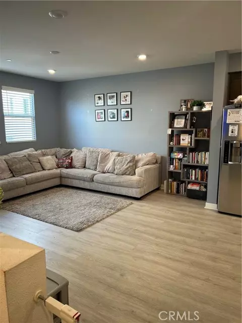 Sylmar, CA 91342,12745 Watt LN B