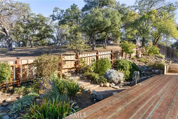 Lakeport, CA 95453,670 Manzanita