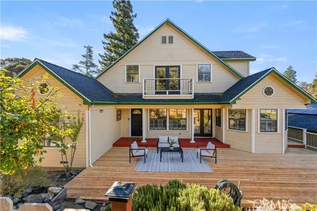 Lakeport, CA 95453,670 Manzanita