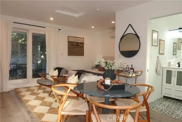 Van Nuys, CA 91406,6602 De Celis Pl