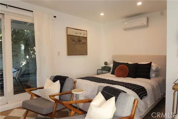 Van Nuys, CA 91406,6602 De Celis Pl