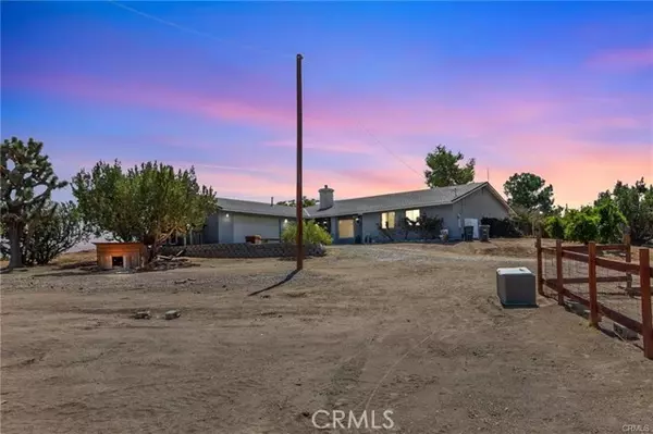 10971 Adobe RD, Oak Hills, CA 92344