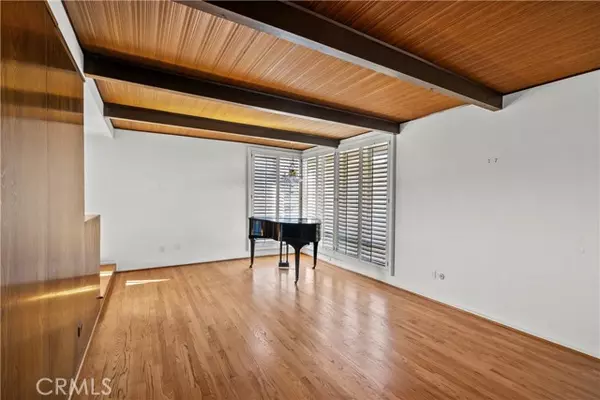 Silver Lake, CA 90026,1734 Redesdale