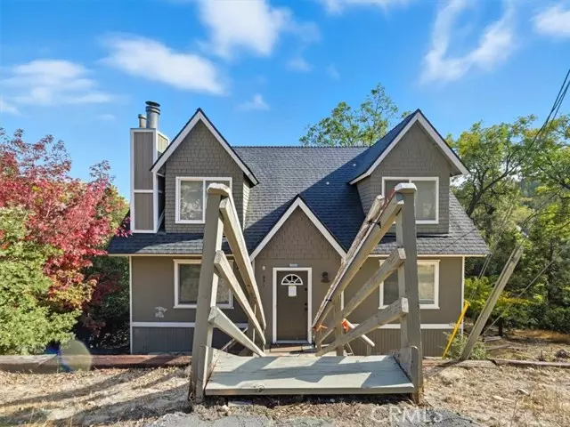 971 Nadelhorn DR, Lake Arrowhead, CA 92352