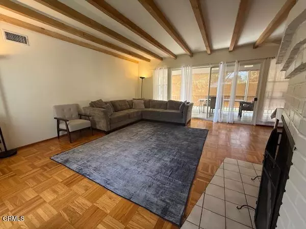 La Canada Flintridge, CA 91011,4531 Alcorn DR