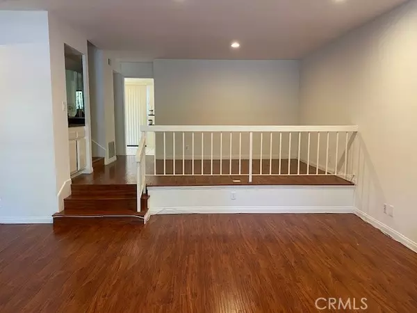 Woodland Hills, CA 91367,21901 Burbank