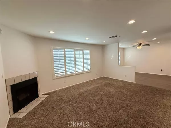 Sylmar, CA 91342,14307 Foothill Blvd #B6 6