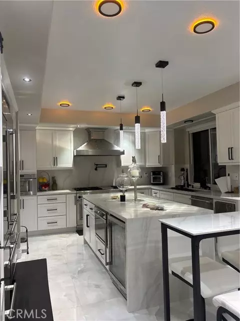 7135 Ashley DR, Huntington Beach, CA 92648
