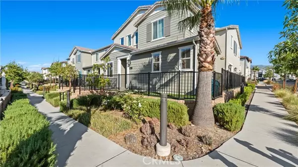 Fontana, CA 92336,5604 Altamura WAY 8