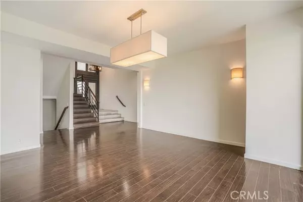 Studio City, CA 91604,3622 Roberts VW