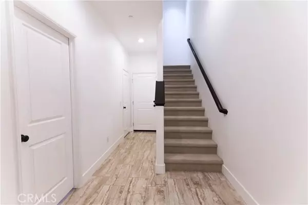 Azusa, CA 91702,829 E Cassia LN A