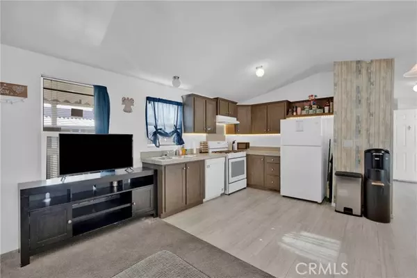 Barstow, CA 92311,2494 W Main 48