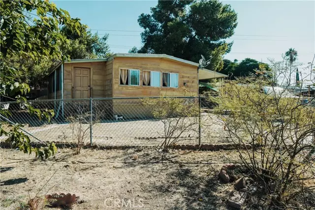 153 Barbara, Perris, CA 92570