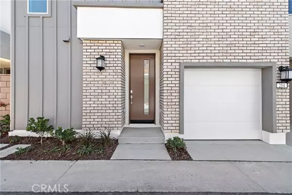 Lake Forest, CA 92630,214 Denali