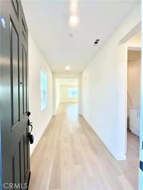 Valencia, CA 91381,27237 Release PL