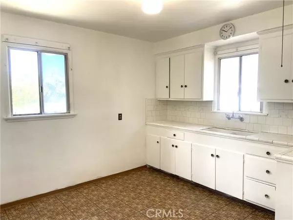 Pacoima, CA 91331,13777 Judd ST