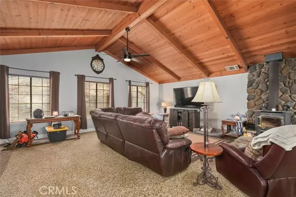 Coarsegold, CA 93614,31185 Brave Eagle CT