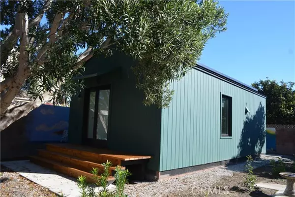 Huntington Beach, CA 92649,17126 Sandra Lee LN