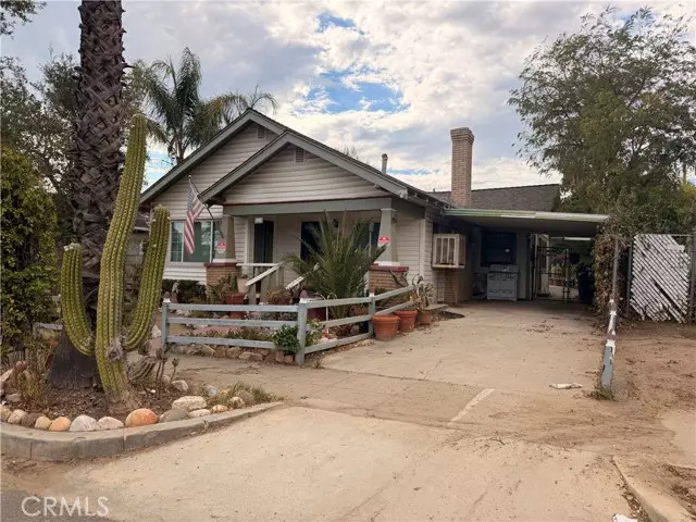 Lake Elsinore, CA 92530,113 N Kellogg