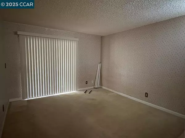 Martinez, CA 94553,398 Mill Rd