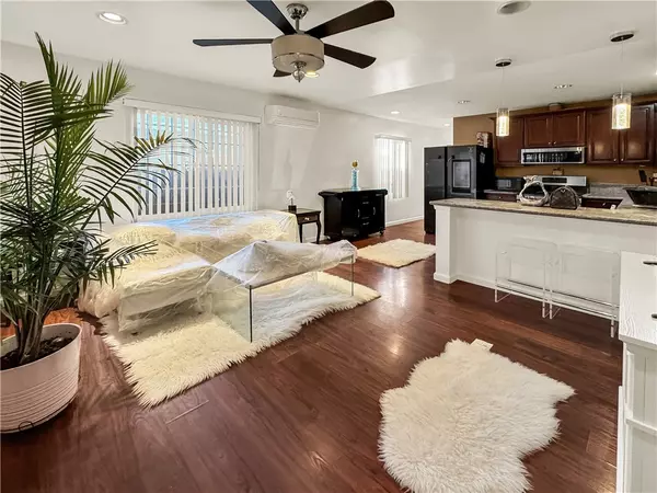 Los Angeles, CA 90011,227 E 55th ST