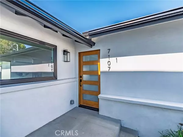 Winnetka, CA 91306,7107 Cozycroft