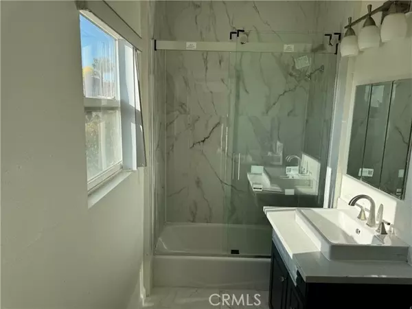 Long Beach, CA 90803,2230 E Ocean BLD 6