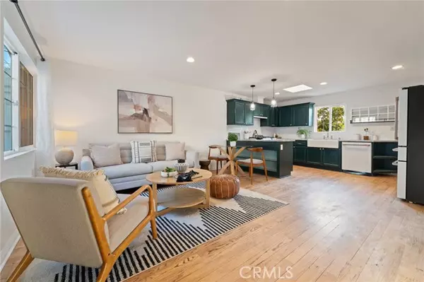 Los Angeles, CA 90026,1637 Alvarado ST