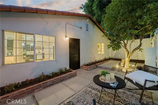 1637 Alvarado ST, Los Angeles, CA 90026