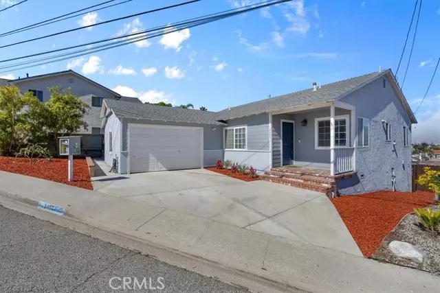 Redondo Beach, CA 90278,2407 Ripley AVE