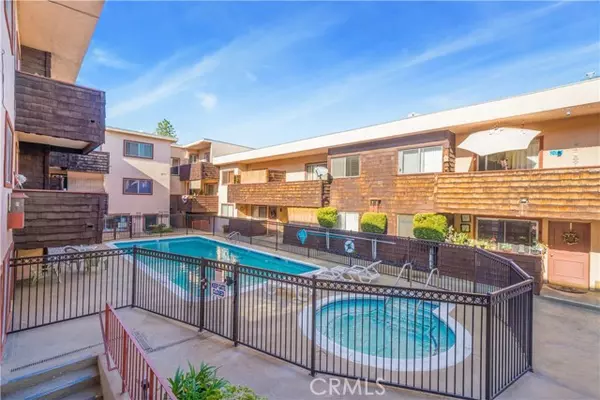 Encino, CA 91316,5403 Newcastle AVE 12