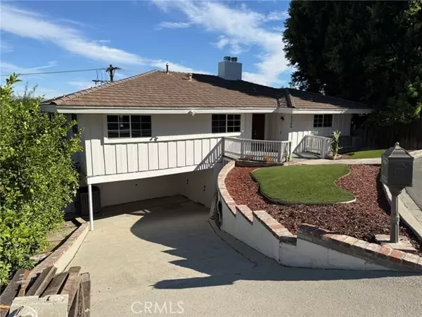 Woodland Hills, CA 91364,5368 Campo RD