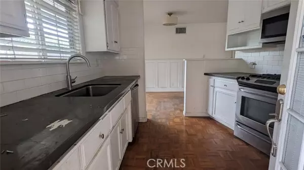 Redlands, CA 92373,112 N Center ST