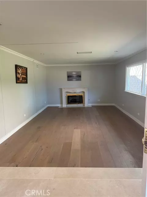 Northridge, CA 91326,19530 Tuba ST